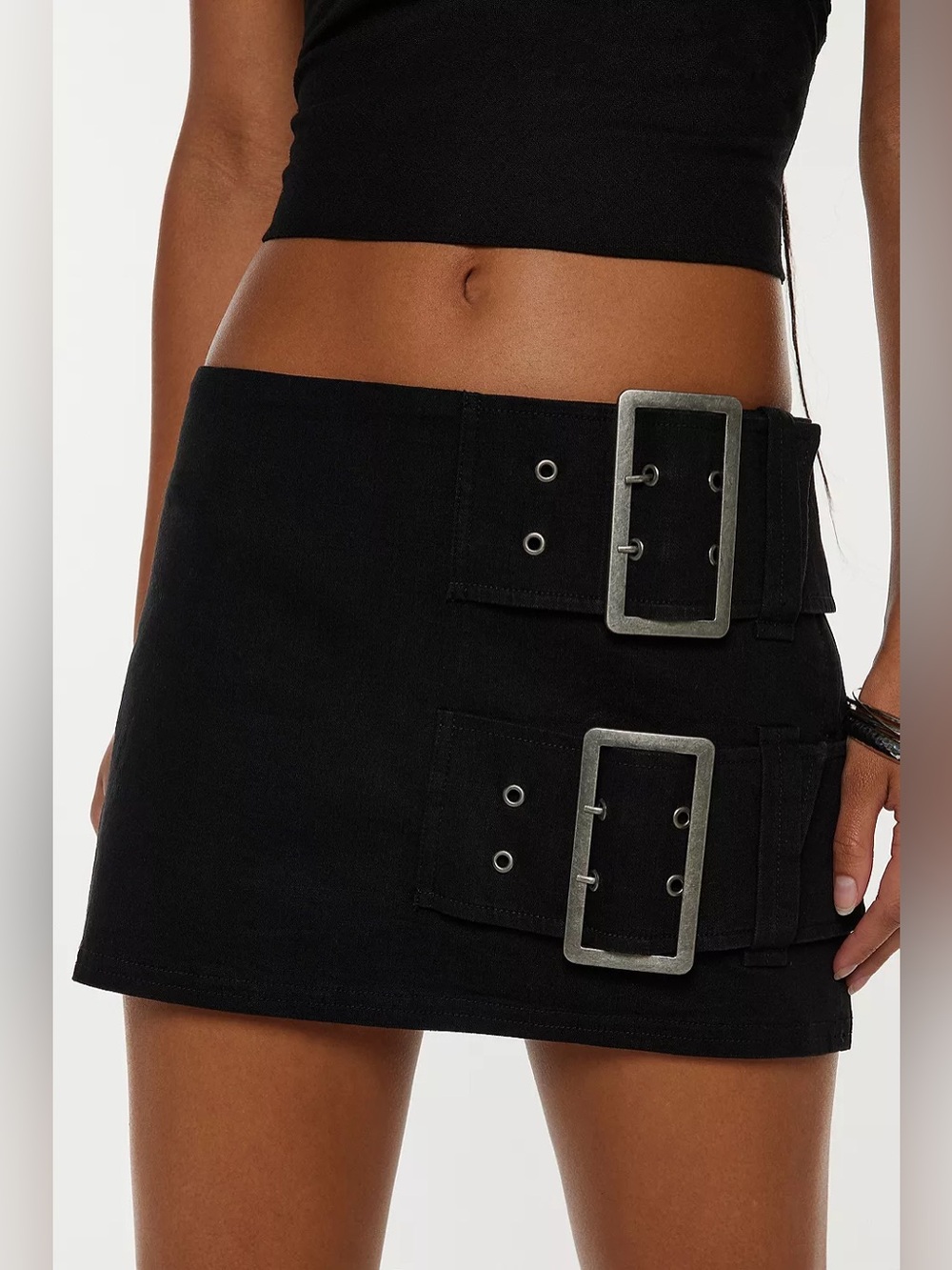 Silence + Noise Sophia Belted Mini Skort in black denim, size L